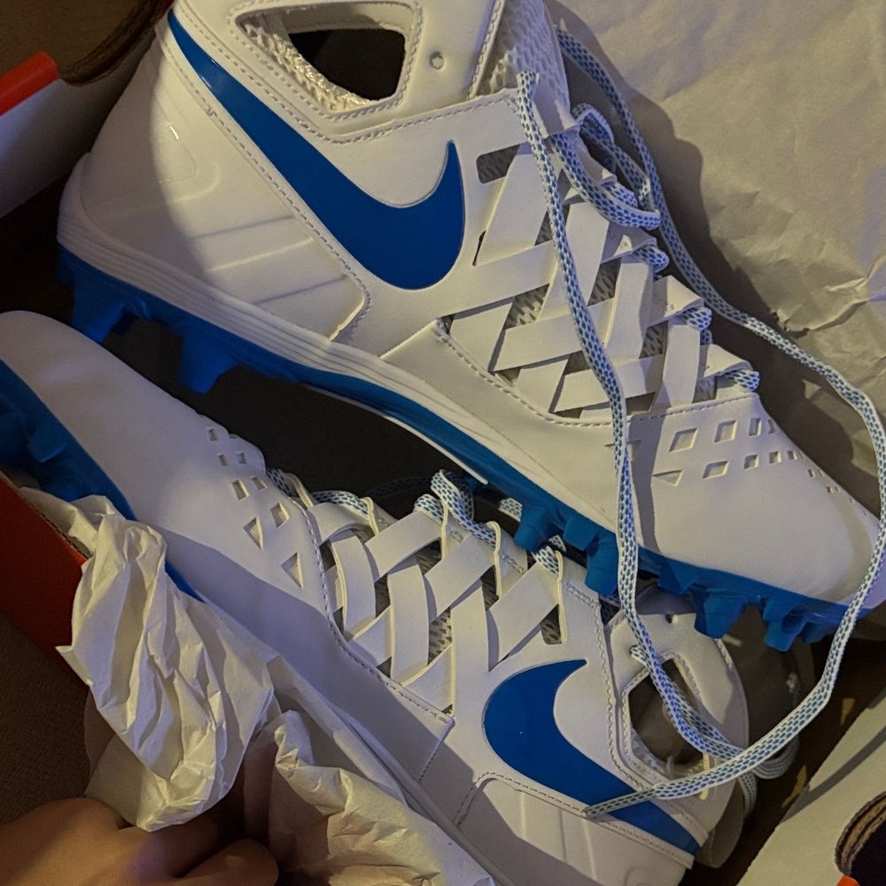 Nike White and Blue Sports Cleats